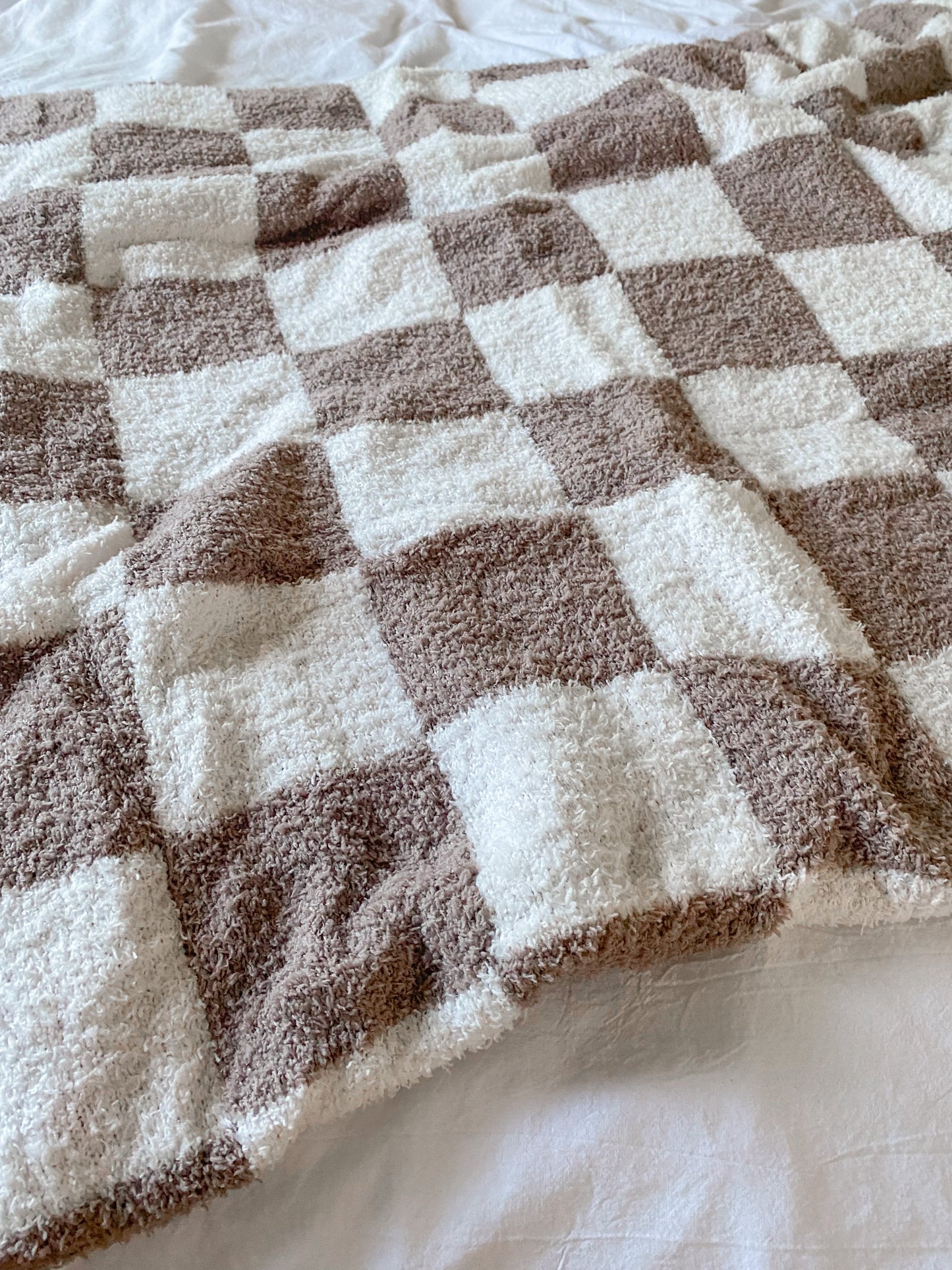 Checkered Throw Blanket